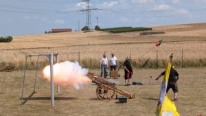 Kanone mit weit reichendem Mündungsfeuer